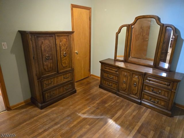 131 Palsa Ave, Elmwood Park Boro, NJ 07407