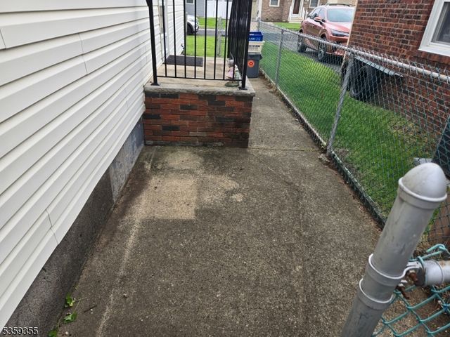 131 Palsa Ave, Elmwood Park Boro, NJ 07407
