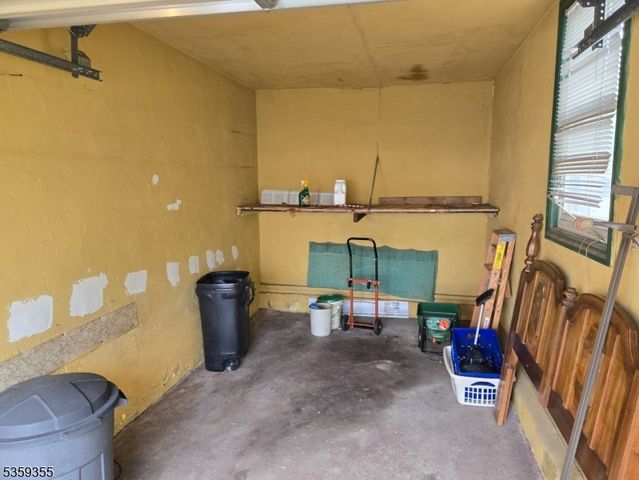 131 Palsa Ave, Elmwood Park Boro, NJ 07407