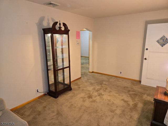 131 Palsa Ave, Elmwood Park Boro, NJ 07407