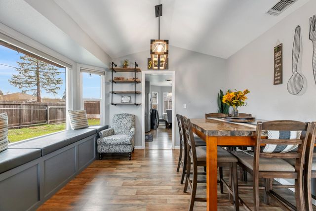 194 W Elm Ave, Galt, CA 95632