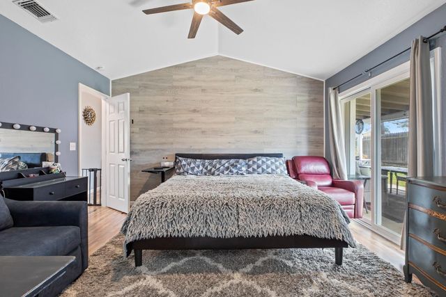 194 W Elm Ave, Galt, CA 95632