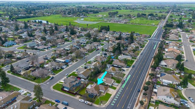 194 W Elm Ave, Galt, CA 95632