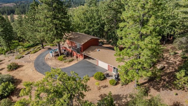 10285 Ponderosa Way, Pine Grove, CA 95665