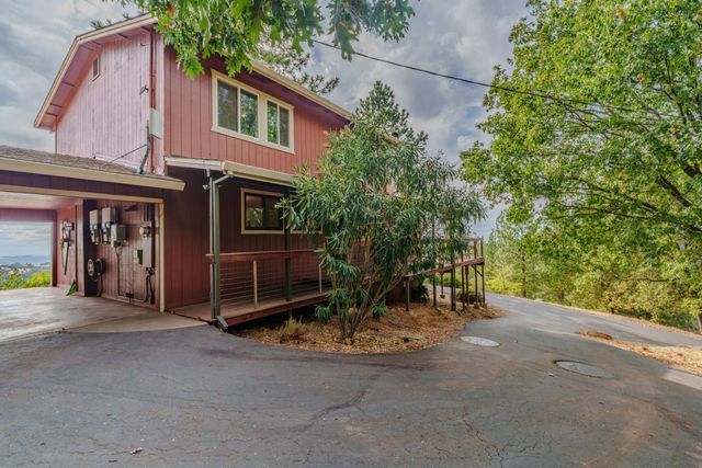 10285 Ponderosa Way, Pine Grove, CA 95665