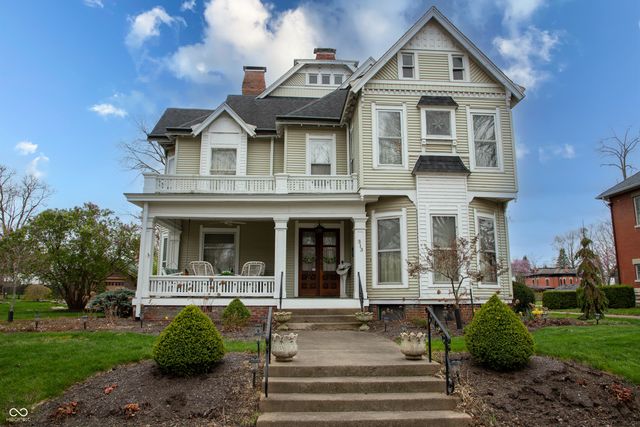 313 E Wabash Avenue, Crawfordsville, IN 47933