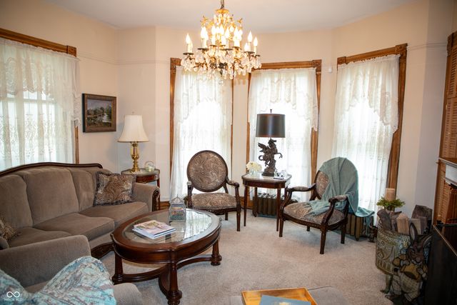 313 E Wabash Avenue, Crawfordsville, IN 47933