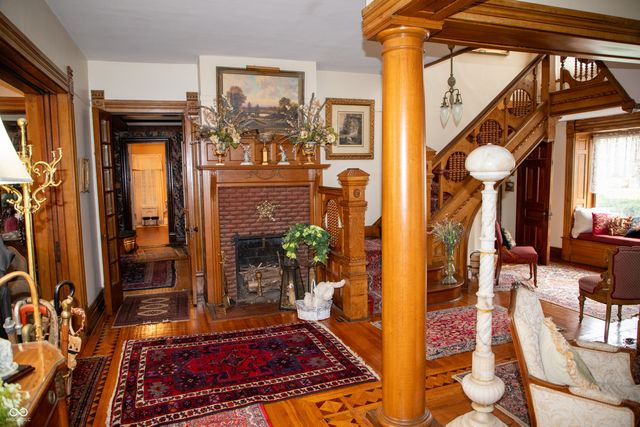 313 E Wabash Avenue, Crawfordsville, IN 47933