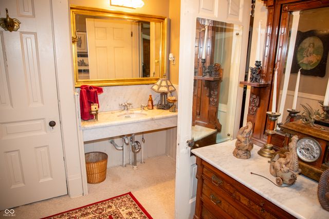 313 E Wabash Avenue, Crawfordsville, IN 47933