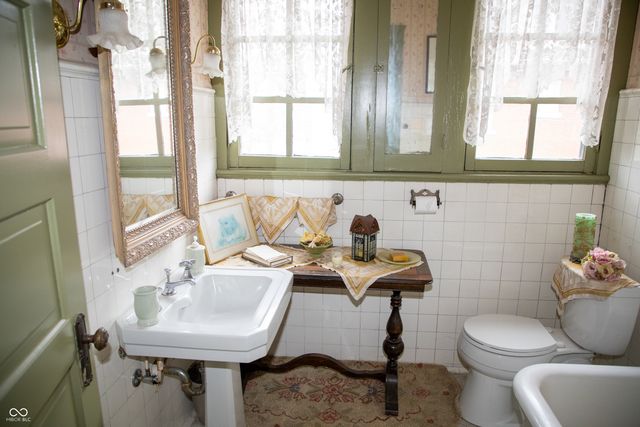 313 E Wabash Avenue, Crawfordsville, IN 47933