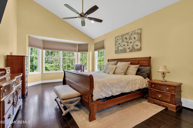 114 E Parsonage Way, Manalapan, NJ 07726