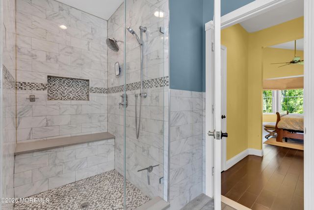 114 E Parsonage Way, Manalapan, NJ 07726