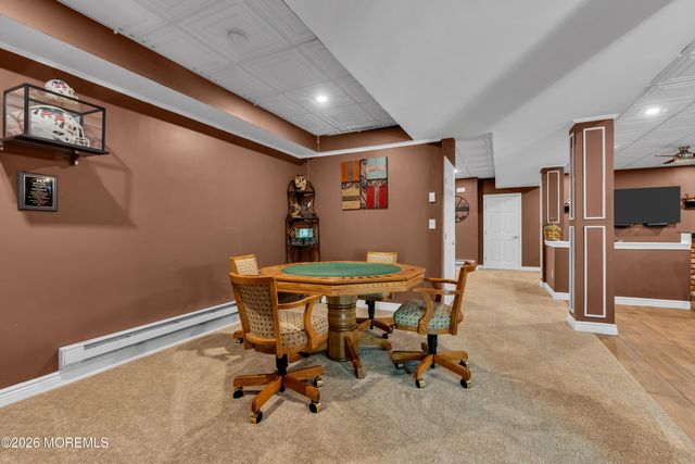114 E Parsonage Way, Manalapan, NJ 07726