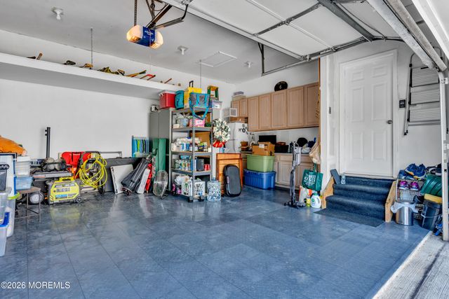 114 E Parsonage Way, Manalapan, NJ 07726