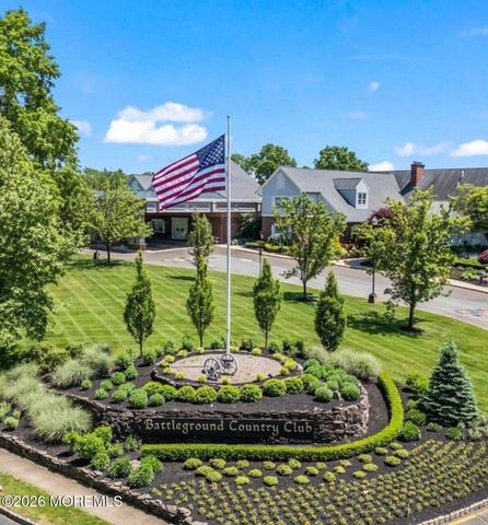114 E Parsonage Way, Manalapan, NJ 07726
