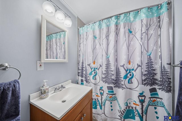 3200 S 44th Street, Lincoln, NE 68506