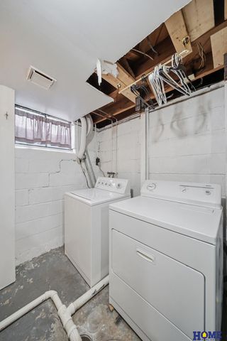 3200 S 44th Street, Lincoln, NE 68506