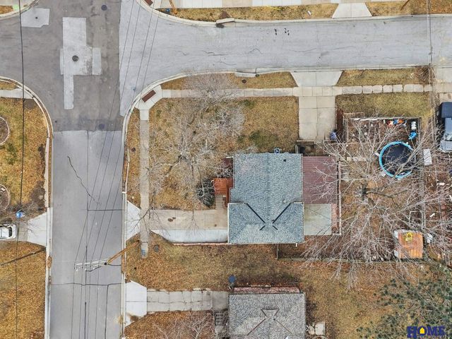 3200 S 44th Street, Lincoln, NE 68506