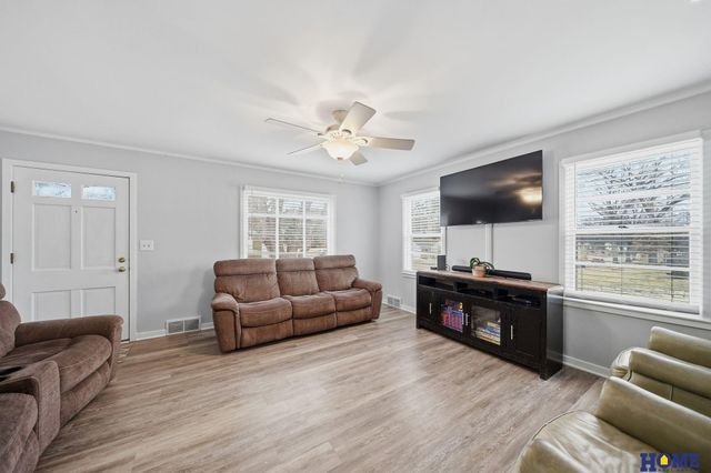 3200 S 44th Street, Lincoln, NE 68506