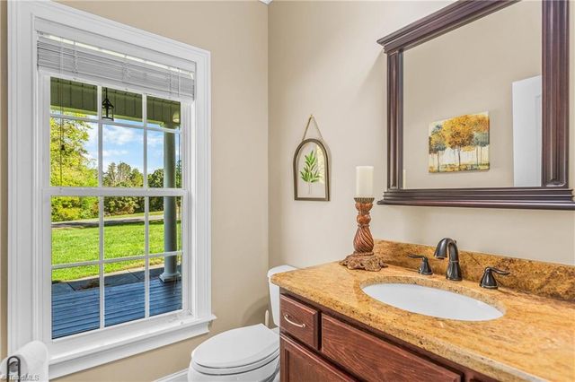 1105 Flippin Lane, King, NC 27021