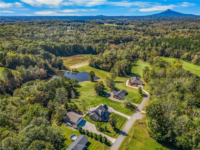 1105 Flippin Lane, King, NC 27021