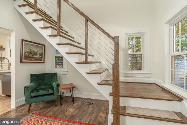 1900 N NELSON ST, Arlington, VA 22207