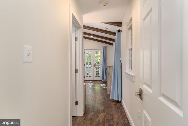 1900 N NELSON ST, Arlington, VA 22207