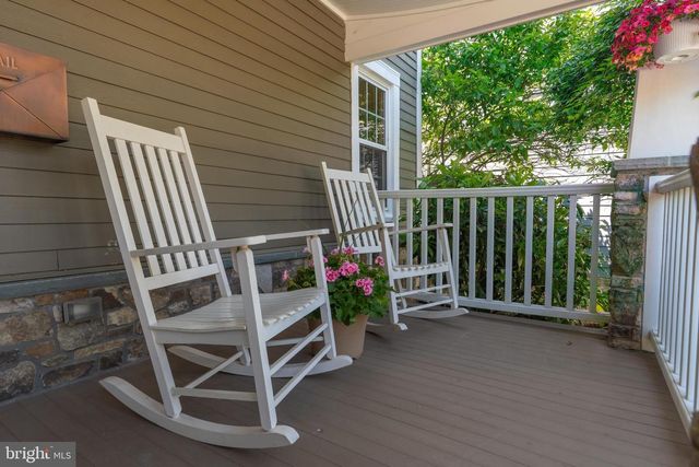 1900 N NELSON ST, Arlington, VA 22207