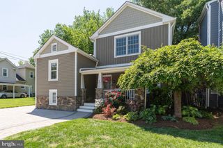 1900 N NELSON ST, Arlington, VA 22207