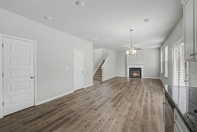 212 Mcginnis Circle, Calhoun, GA 30701