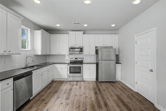 212 Mcginnis Circle, Calhoun, GA 30701