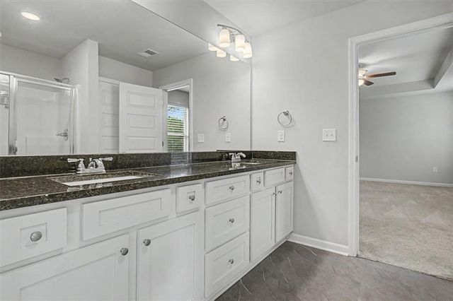 212 Mcginnis Circle, Calhoun, GA 30701