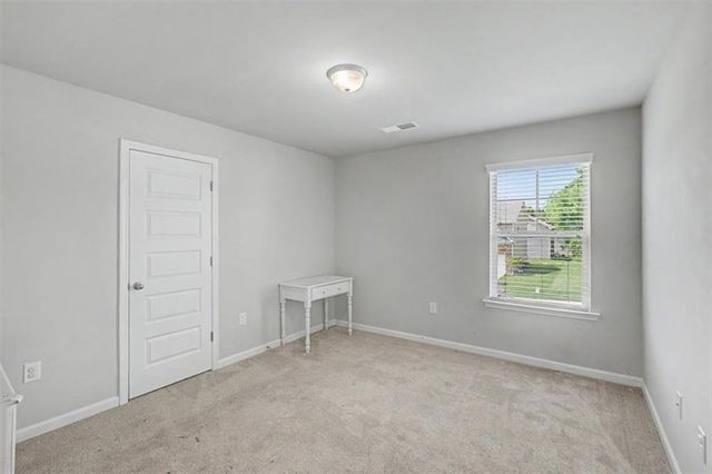 212 Mcginnis Circle, Calhoun, GA 30701