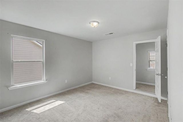 212 Mcginnis Circle, Calhoun, GA 30701
