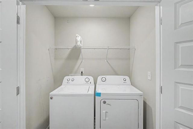 212 Mcginnis Circle, Calhoun, GA 30701