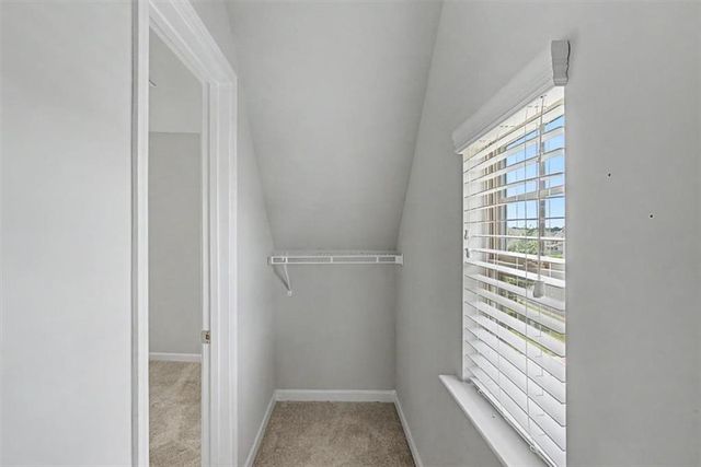 212 Mcginnis Circle, Calhoun, GA 30701