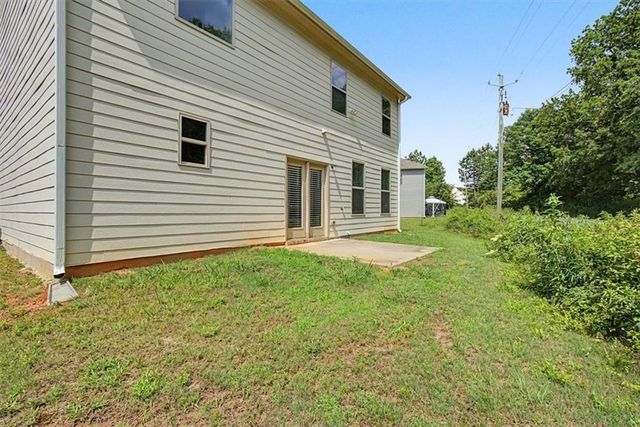 212 Mcginnis Circle, Calhoun, GA 30701