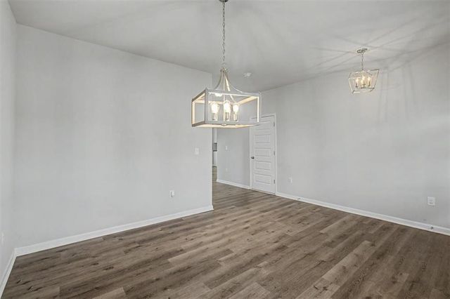 212 Mcginnis Circle, Calhoun, GA 30701