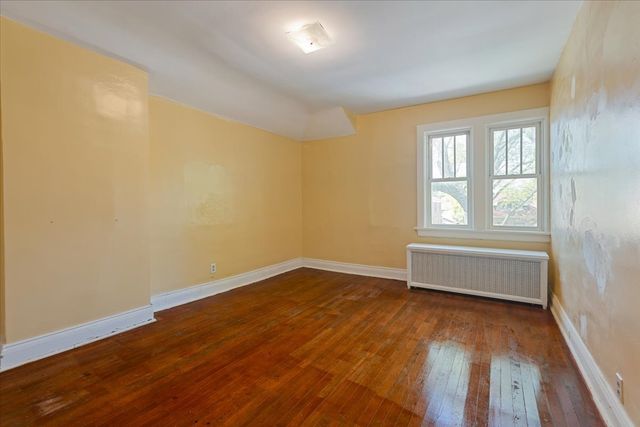 6515 N MAPLEWOOD Avenue, Chicago, IL 60645