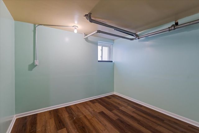 6515 N MAPLEWOOD Avenue, Chicago, IL 60645
