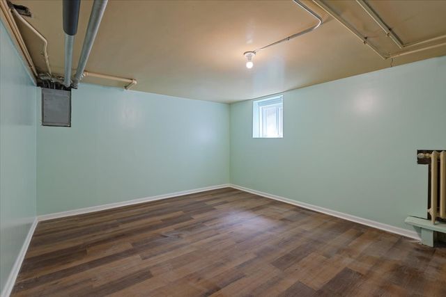 6515 N MAPLEWOOD Avenue, Chicago, IL 60645