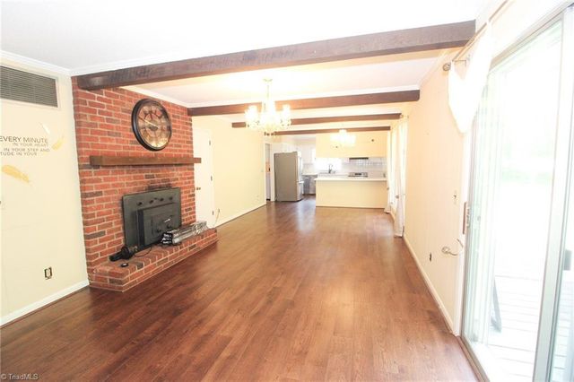 8012 Tam Oshanter Drive, Greensboro, NC 27409