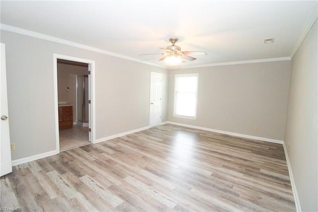8012 Tam Oshanter Drive, Greensboro, NC 27409