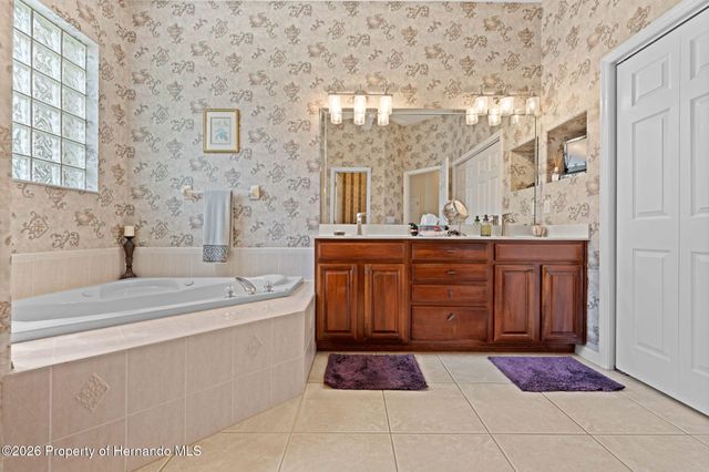 5399 Championship Cup Lane, Spring Hill, FL 34609