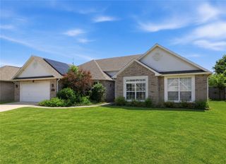 907 Quail Terrace, Rogers, AR 72756