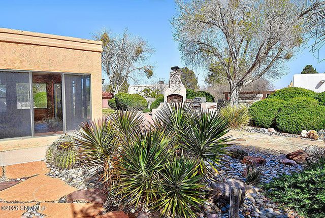 1480 Via Norte, Las Cruces, NM 88007