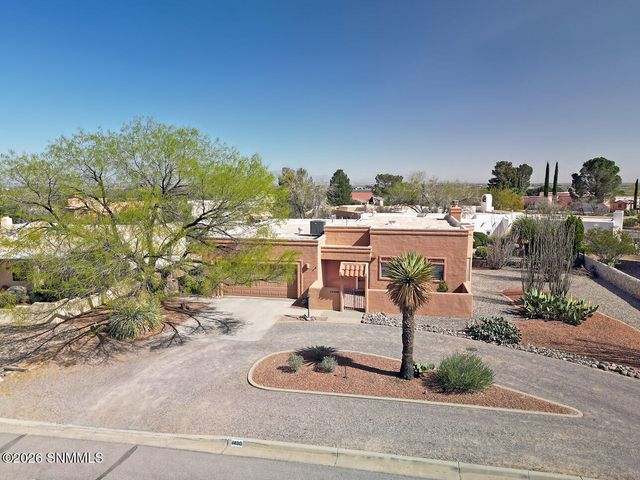 1480 Via Norte, Las Cruces, NM 88007