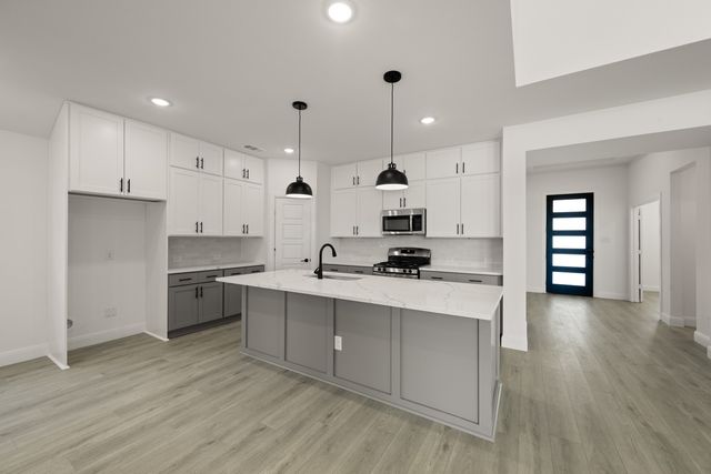 408 Dylan Way, Midlothian, TX 76065