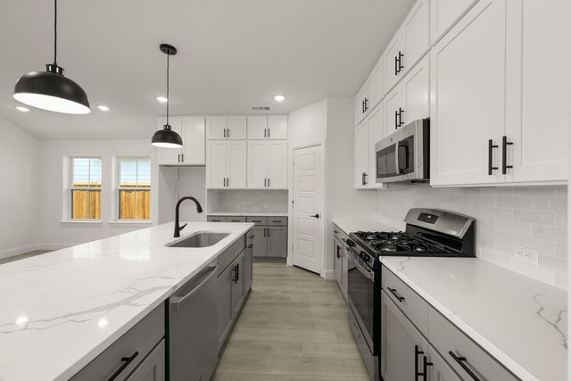 408 Dylan Way, Midlothian, TX 76065