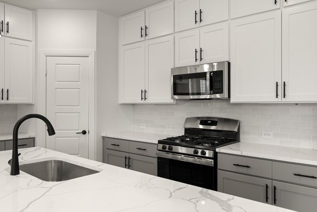 408 Dylan Way, Midlothian, TX 76065